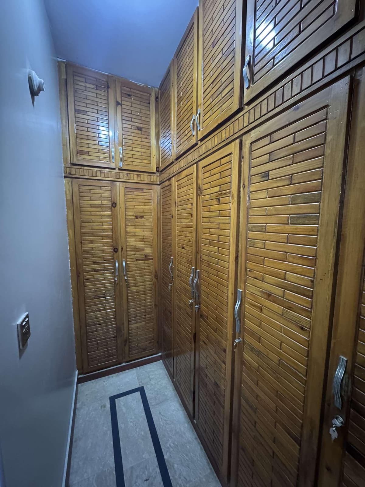 Secure Locker System